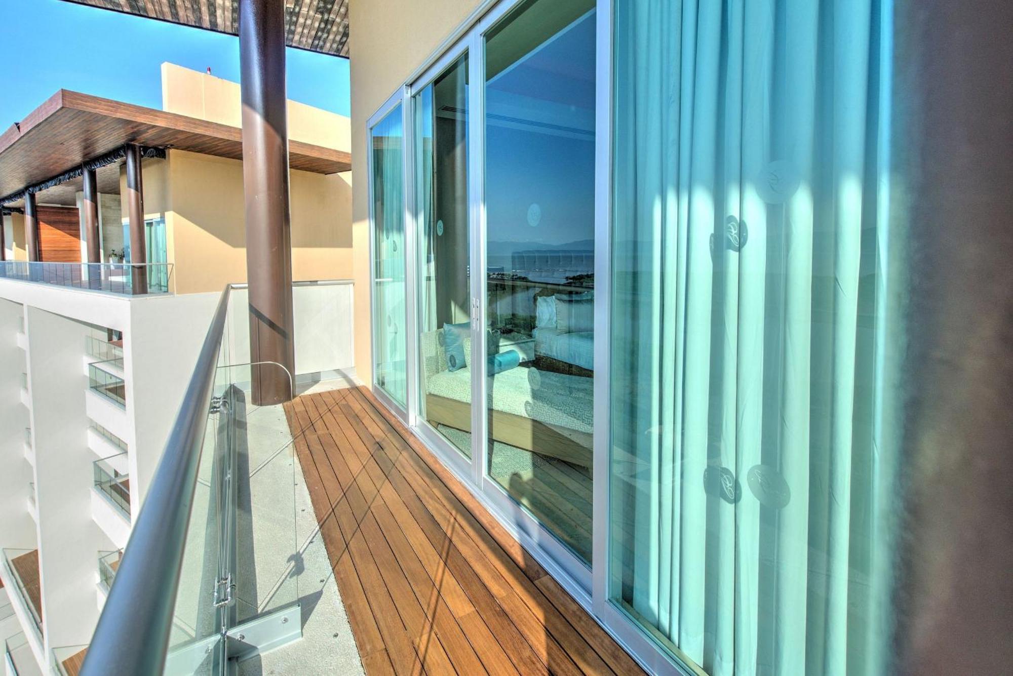 The Grand Luxxe Three Bedroom Spa Suite Нуэво-Вальярта Экстерьер фото
